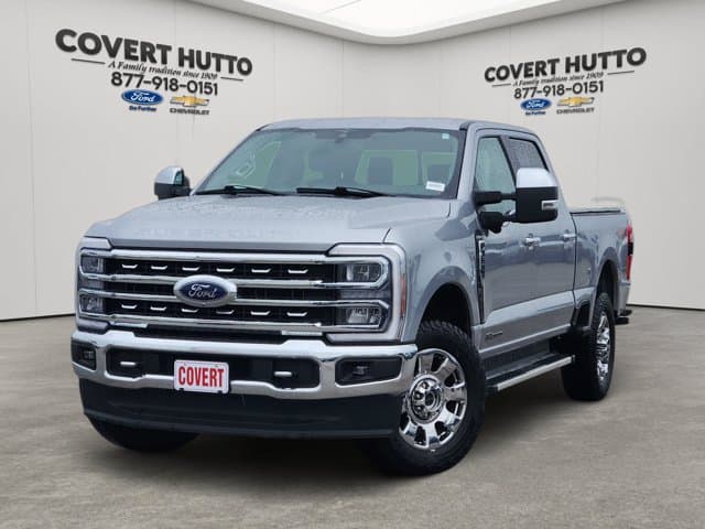 2023 Ford Super Duty F-350 SRW LARIAT — photo 1 of 32