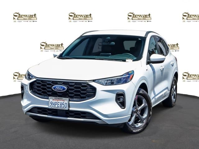 2023 Ford Escape ST-Line Select — photo 1 of 91