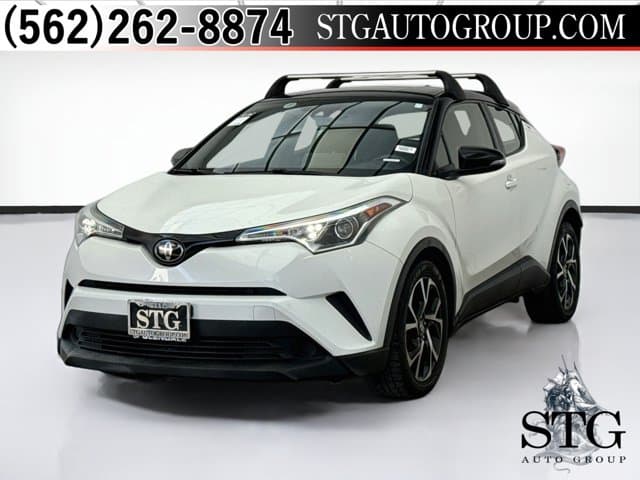 2019 Toyota C-HR XLE — photo 1 of 19