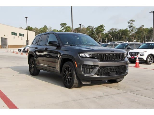2025 Jeep Grand Cherokee Altitude X — photo 1 of 30