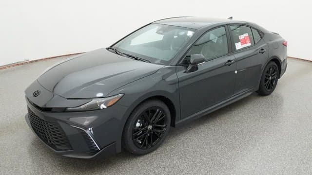 2026 Toyota Camry SE — photo 1 of 32