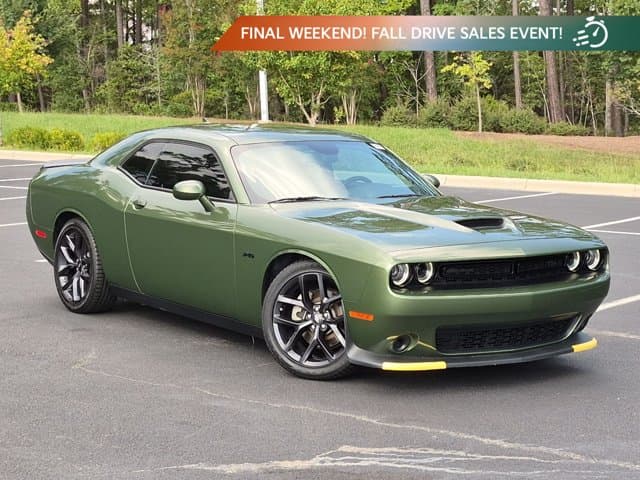 2023 Dodge Challenger R/T — photo 1 of 33