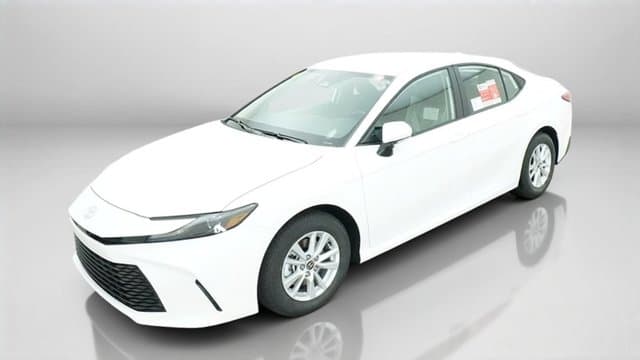 2026 Toyota Camry LE — photo 1 of 46