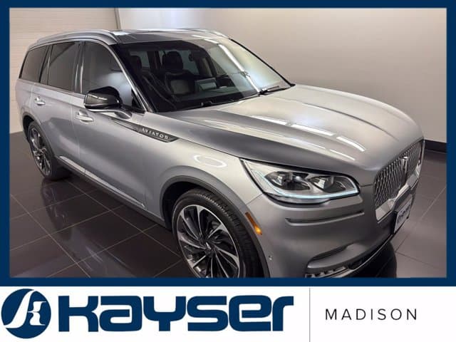 2020 Lincoln Aviator Reserve — photo 1 of 43