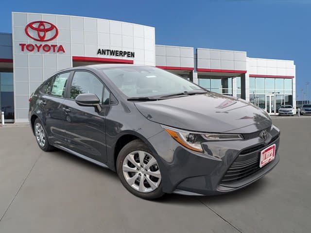 2027 Toyota Corolla LE — photo 1 of 10
