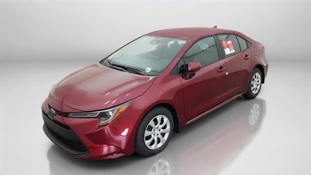 2027 Toyota Corolla LE — photo 1 of 16