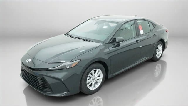 2027 Toyota Camry LE — photo 1 of 46