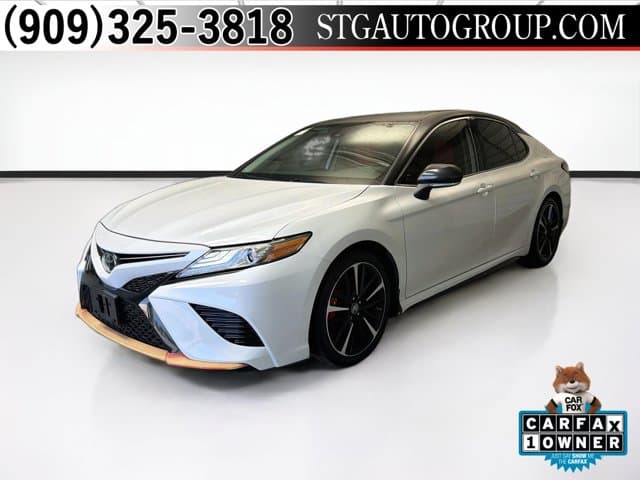 2019 Toyota Camry XSE — photo 1 of 16