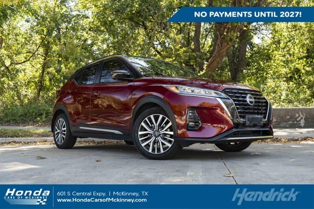 2023 Nissan Kicks SR — photo 1 of 36