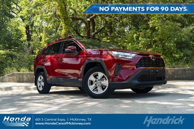 2024 Toyota RAV4 XLE — photo 1 of 42