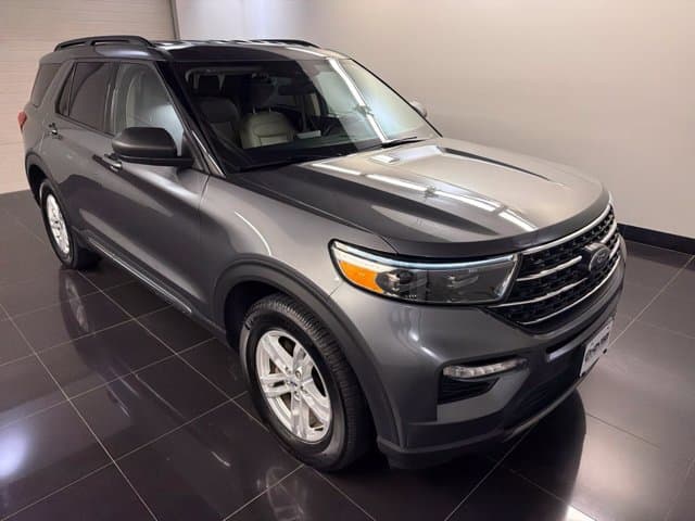 2023 Ford Explorer XLT — photo 1 of 41