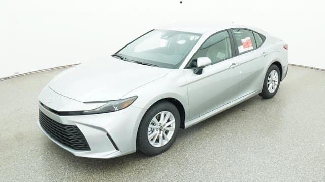 2026 Toyota Camry LE — photo 1 of 52