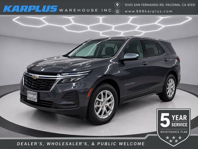 2022 Chevrolet Equinox LS — photo 1 of 27