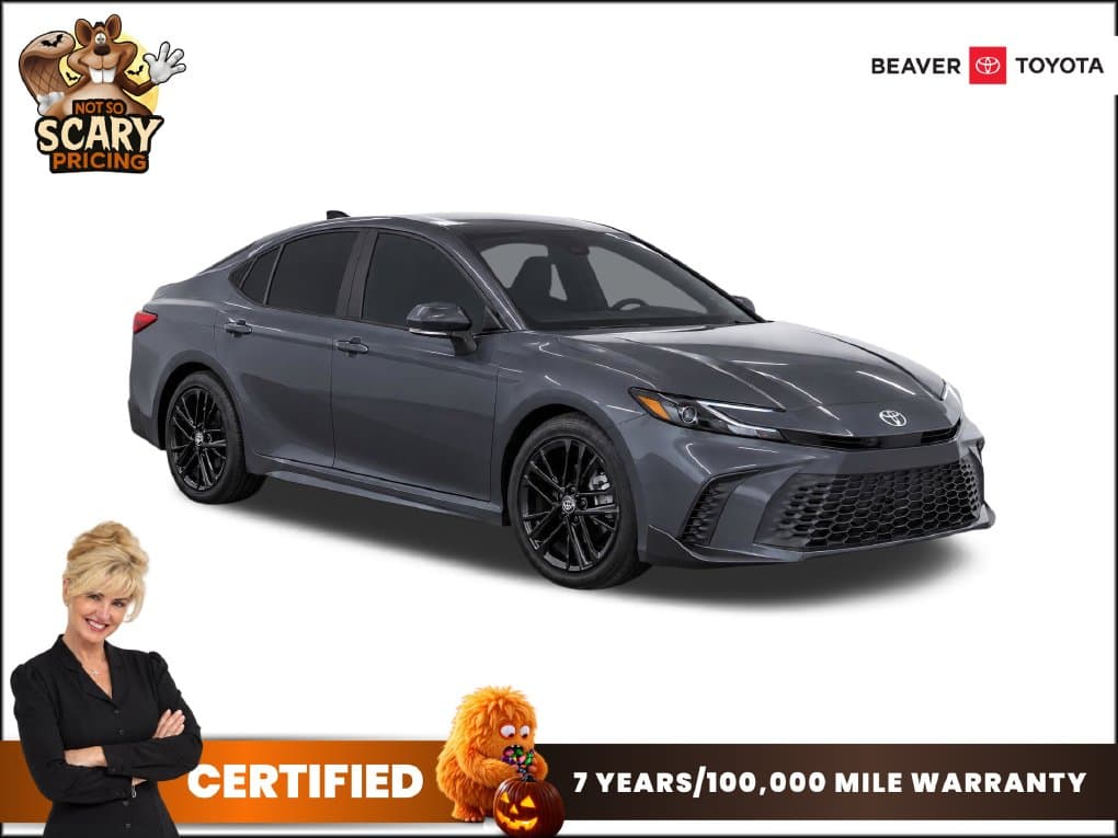 2025 Toyota Camry SE — photo 1 of 17