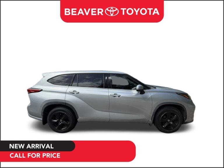 2020 Toyota Highlander LE — photo 1 of 6