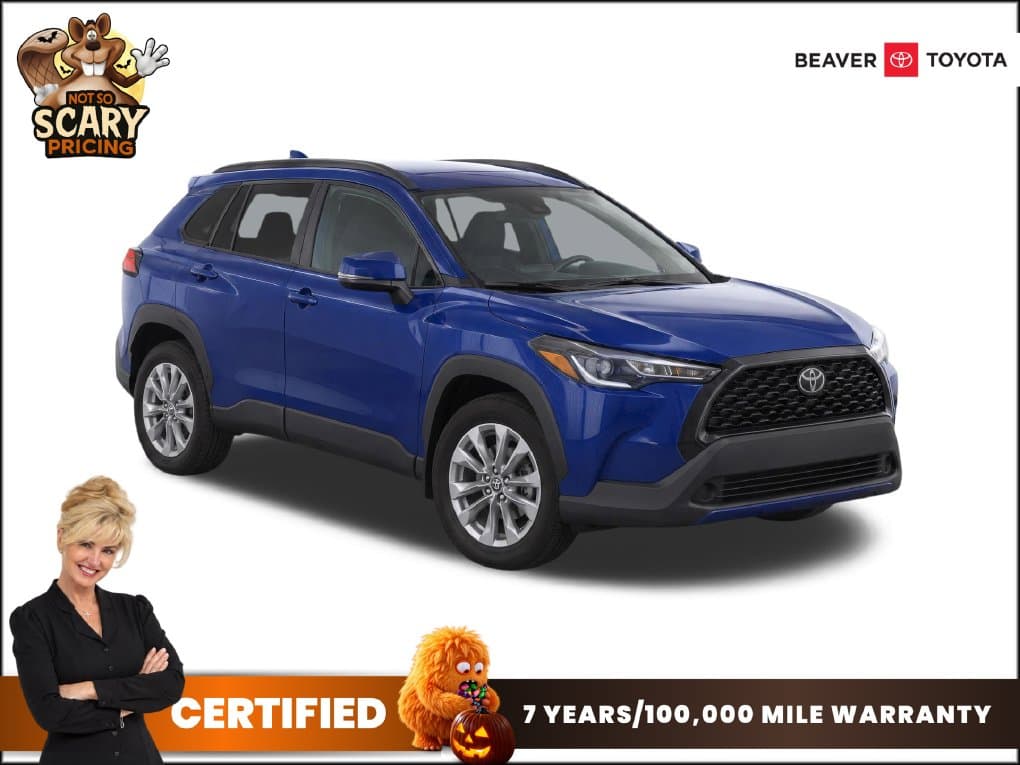 2024 Toyota Corolla Cross LE — photo 1 of 17