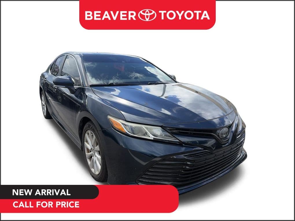 2019 Toyota Camry LE — photo 1 of 6