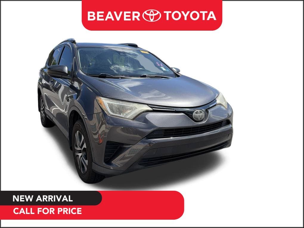 2018 Toyota RAV4 LE — photo 1 of 6