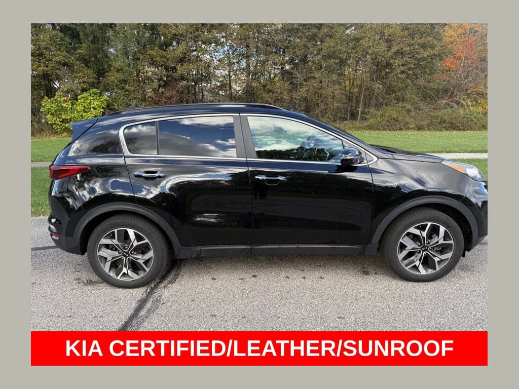 2022 Kia Sportage EX — photo 1 of 12
