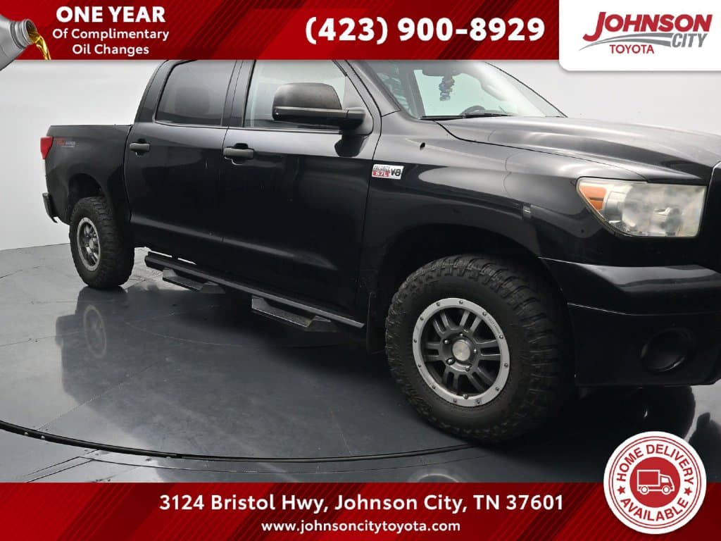2013 Toyota Tundra 4WD Truck Base — photo 1 of 30