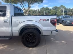 Extra Photo