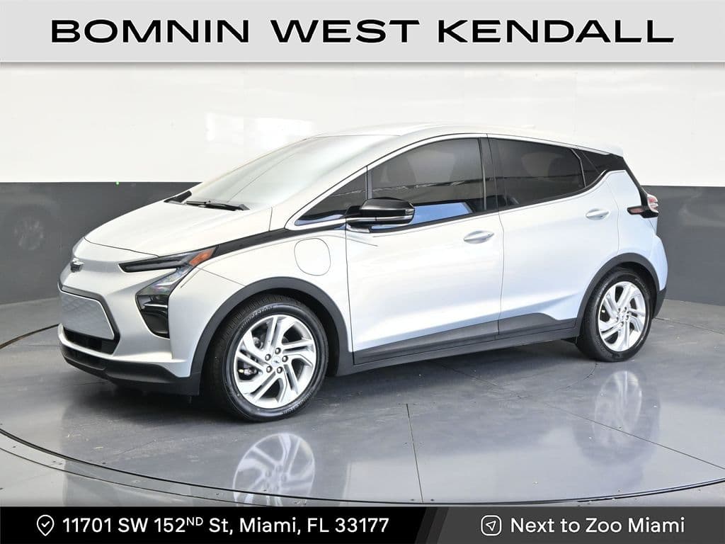 2023 Chevrolet Bolt EV 1LT — photo 1 of 32
