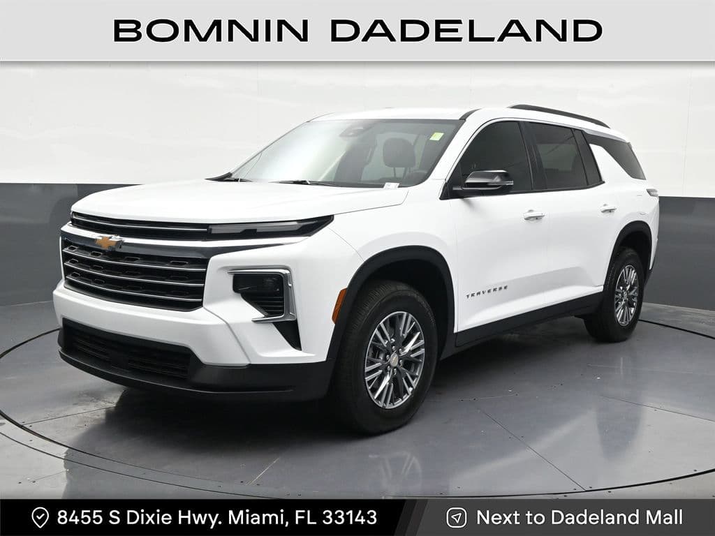 2026 Chevrolet Traverse FWD LT — photo 1 of 38