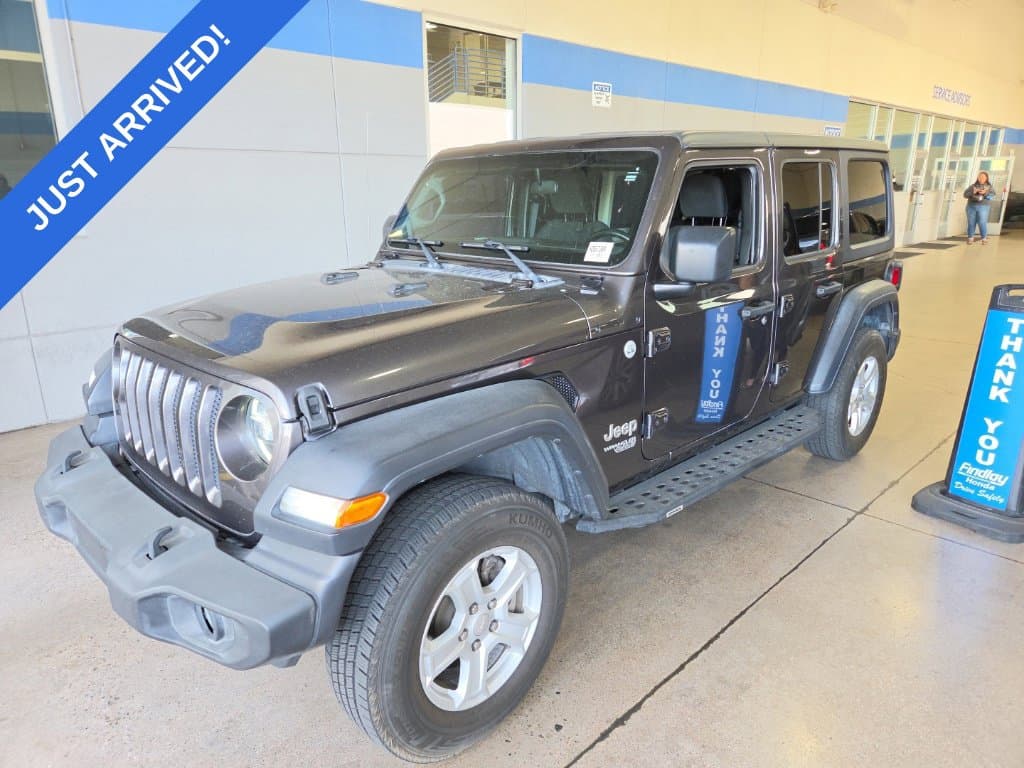 2020 Jeep Wrangler Base — photo 1 of 6