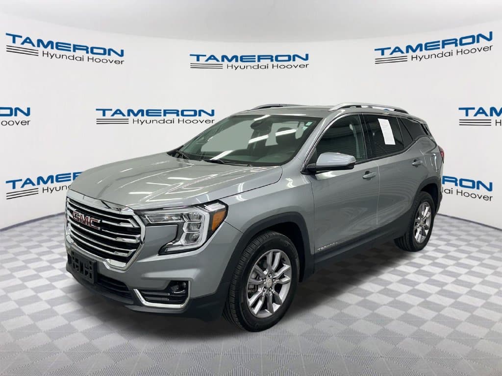 2024 GMC Terrain SLT — photo 1 of 34