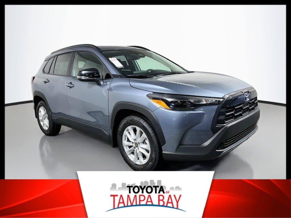 2026 Toyota Corolla Cross LE — photo 1 of 33