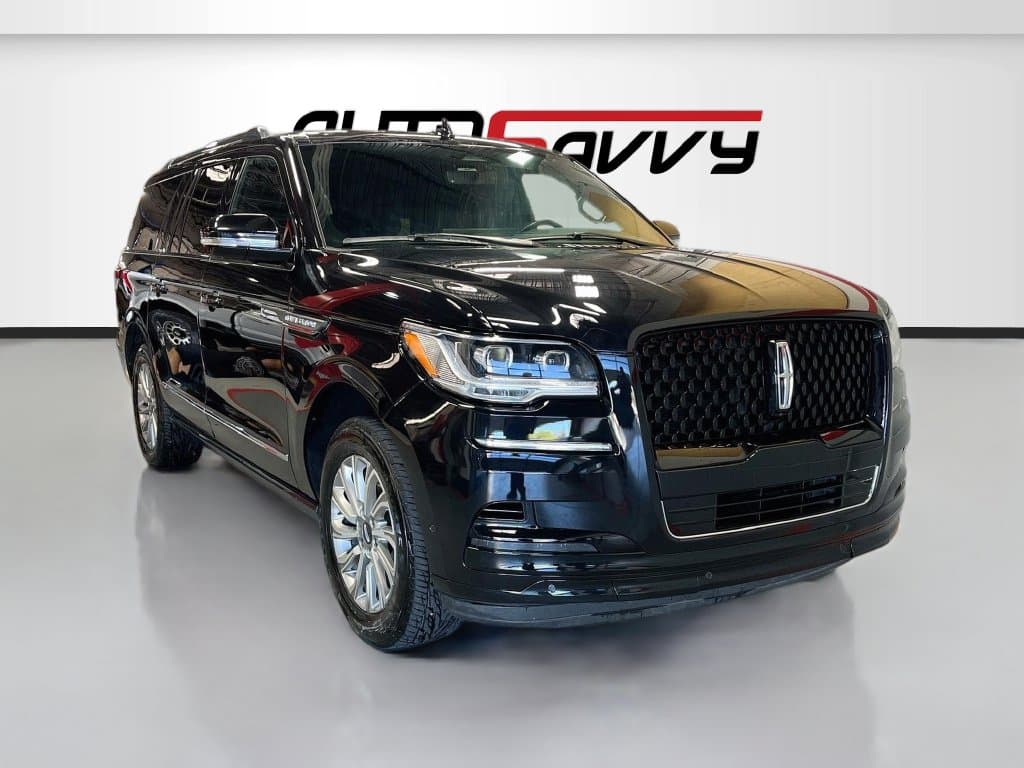2024 Lincoln Navigator Premiere — photo 1 of 34