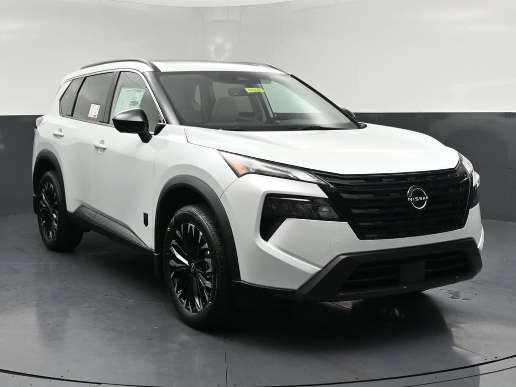 2026 Nissan Rogue Dark Armor — photo 1 of 37