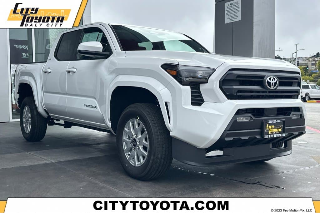 2026 Toyota Tacoma 4WD SR5 — photo 1 of 33