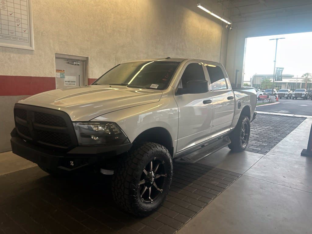 2017 RAM 1500 Express — photo 1 of 4
