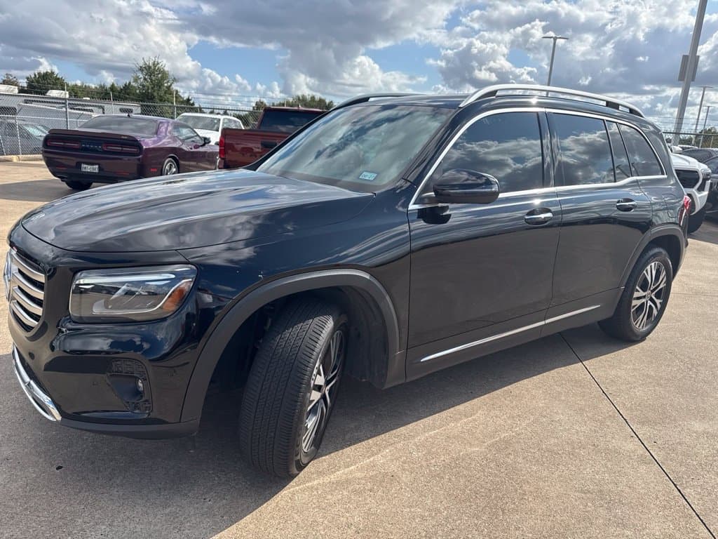 2024 Mercedes-Benz GLB GLB 250 — photo 1 of 15