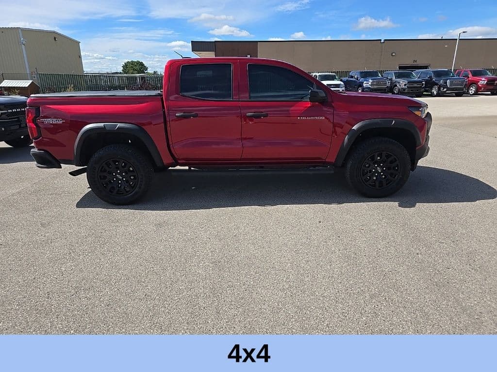 2024 Chevrolet Colorado 4WD Trail Boss — photo 1 of 25