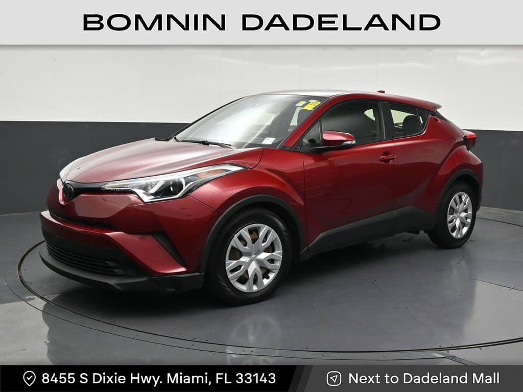 2019 Toyota C-HR LE — photo 1 of 36