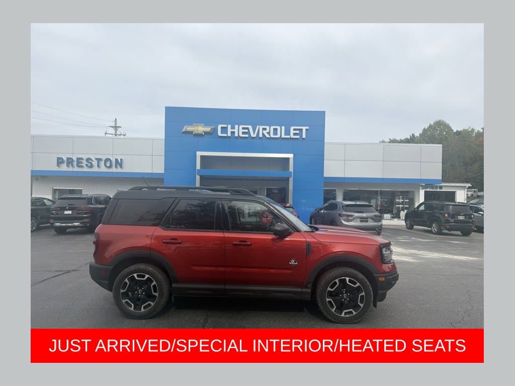 2022 Ford Bronco Sport Outer Banks — photo 1 of 11