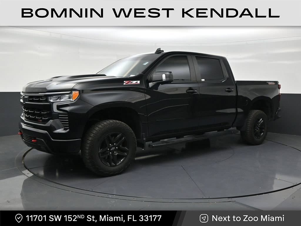 2024 Chevrolet Silverado 1500 LT Trail Boss — photo 1 of 30