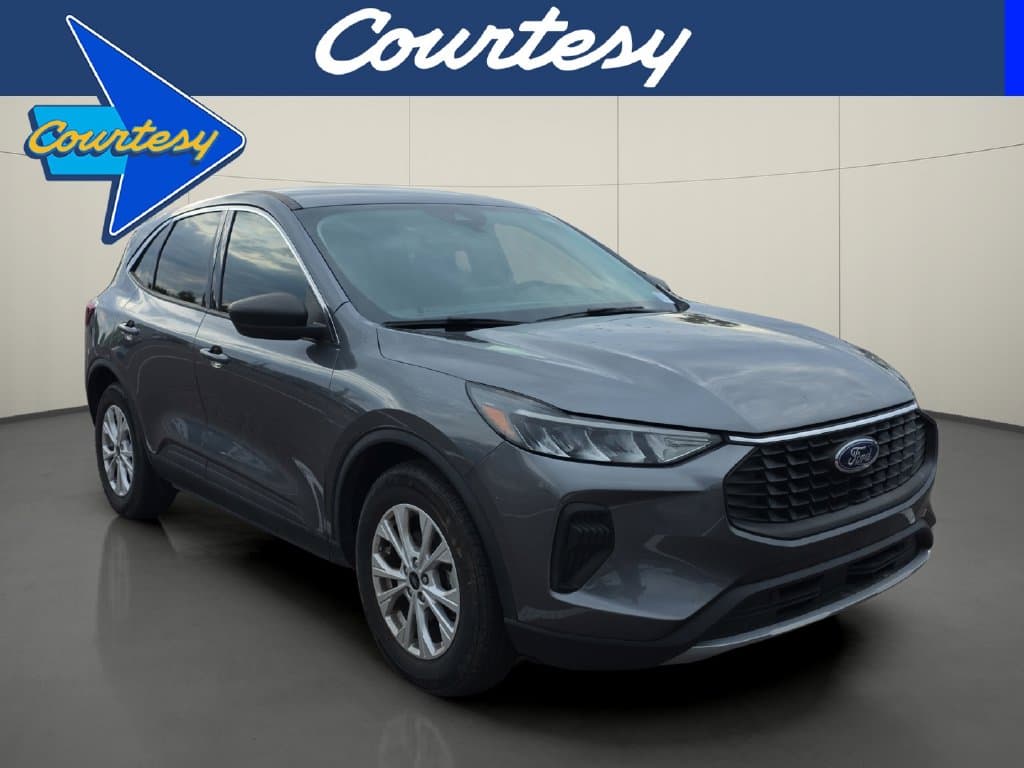 2024 Ford Escape Active — photo 1 of 26