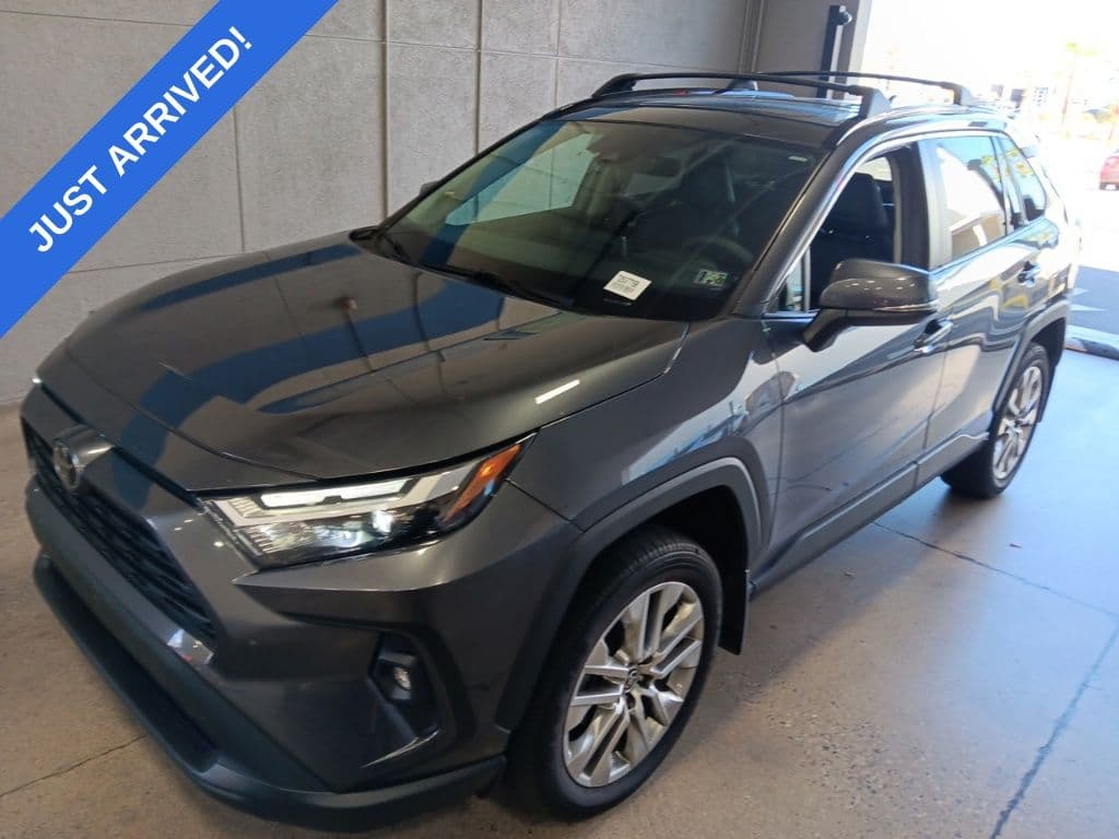 2024 Toyota RAV4 XLE Premium — photo 1 of 6