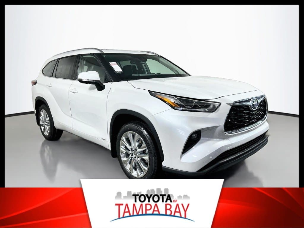 2026 Toyota Highlander Hybrid Limited — photo 1 of 33