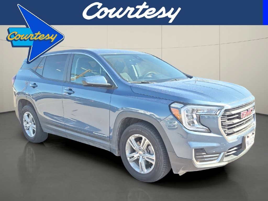 2024 GMC Terrain SLE — photo 1 of 18