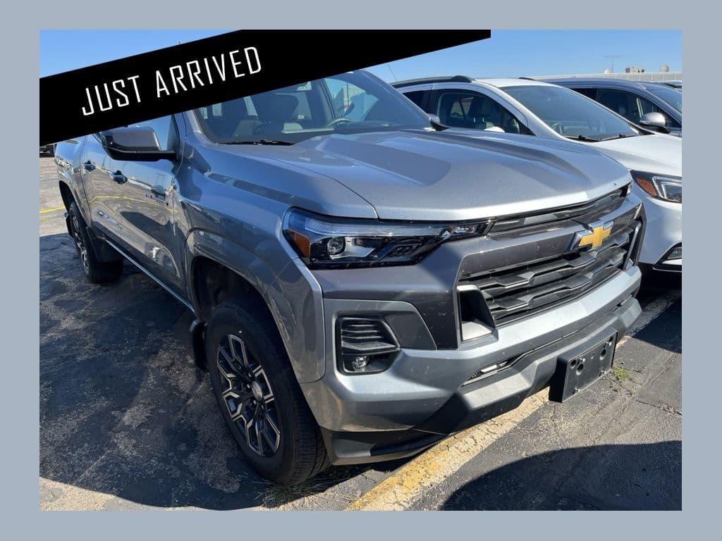 2024 Chevrolet Colorado LT — photo 1 of 6