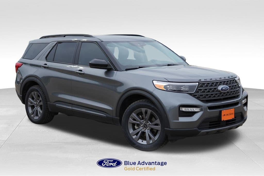 2024 Ford Explorer XLT — photo 1 of 38