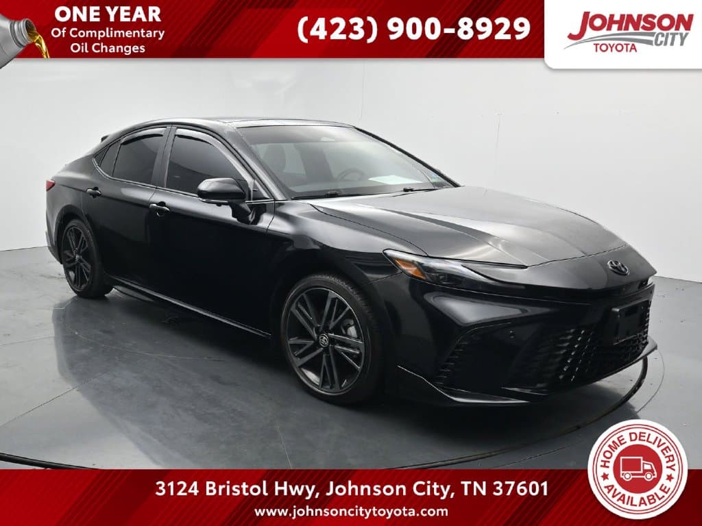 2025 Toyota Camry XSE — photo 1 of 30