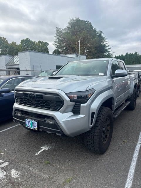 2026 Toyota Tacoma TRD Sport — photo 1 of 3