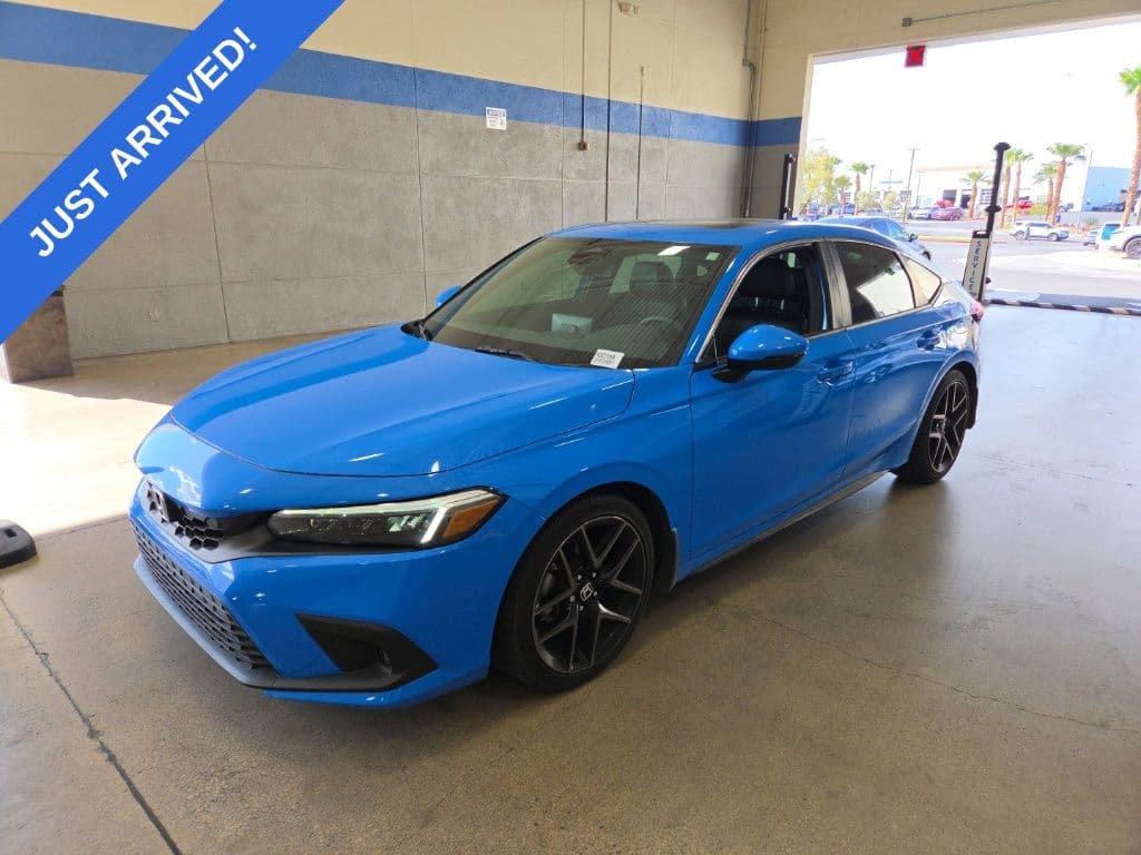 2024 Honda Civic Hatchback Sport Touring — photo 1 of 6