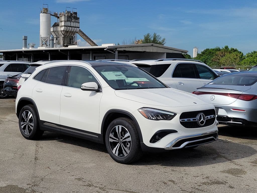 2026 Mercedes-Benz GLA GLA 250 — photo 1 of 31