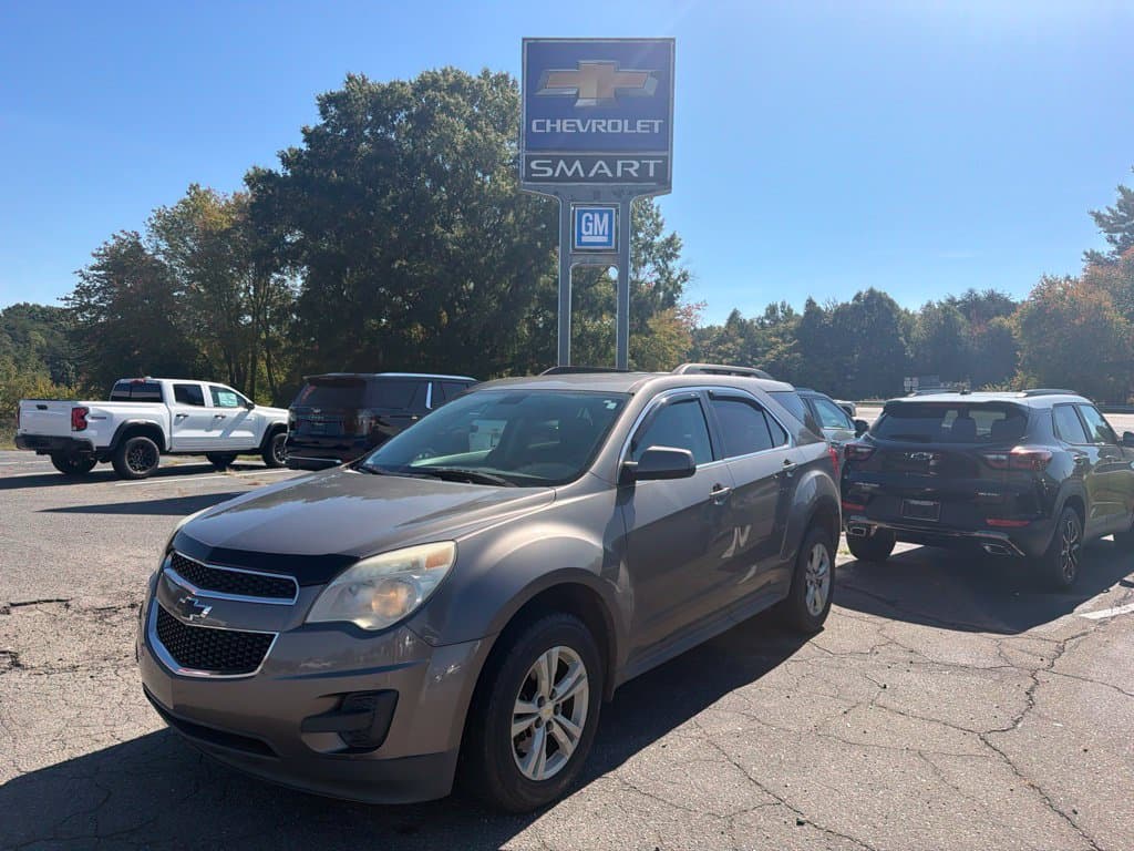 2010 Chevrolet Equinox LT w/1LT — photo 1 of 9